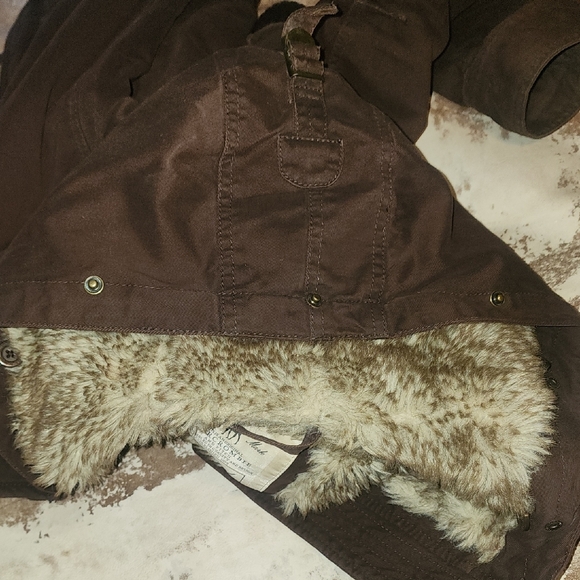 A&F Vintage Y2K Dark Brown Hooded Faux Fur Lined Winter Jacket. Size: L - Picture 5 of 16